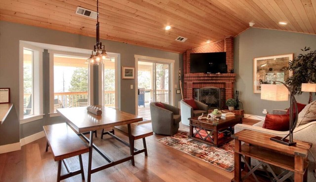 Inside Yosemite! Park Reservations Included/Sleeps 10 in Yosemite National Park