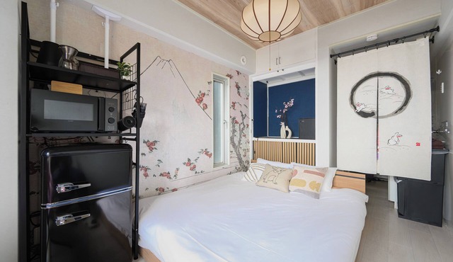 Japanese Modern Sakura Room｜6 min. from Mejiro, 9 min. from Ikebukuro/Urban lodging with a view of Fuji and trains