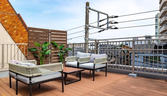 JR LINE Neko and Mado Cozy 3-bedroom bungalow in terrific Toshima City with AC