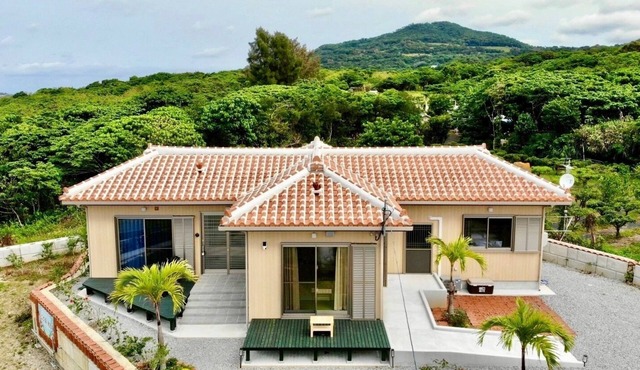 Just a short walk to the beach Newly built ocean/Kunigami County Okinawa