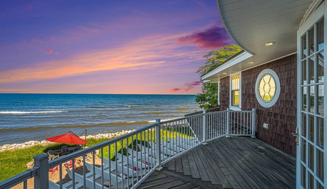 Luxurious Short-Term Rental in South Haven, Michigan – Lakeside Escape with Premium Amenities in South Haven