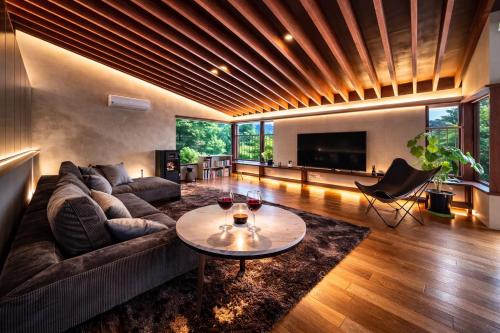 Luxury 243m2 Private Villa Sauna 12 Guests