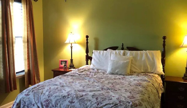 Martinez home Masters Rental- Sleeps 8nn in Martinez