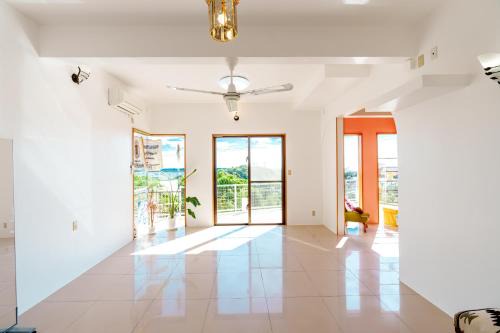 -Max 10- Spacious 135平米1453 sqft Private Villa with Balcony Rooftop Ocean & City Night Views-Tropical Soul Okinawa-