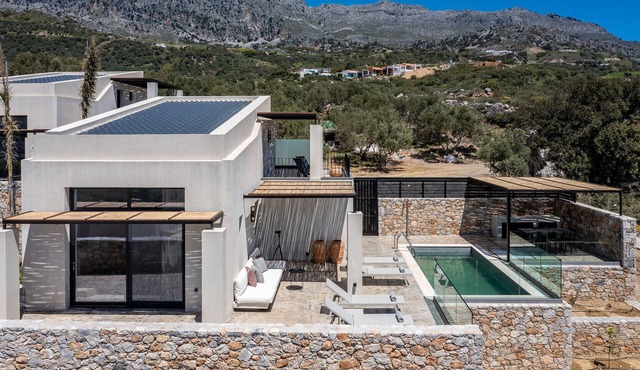 Metatulia 3 villa,sea views,pool,Souda,Plakias in Plakias