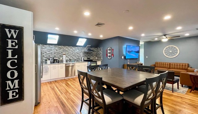 MODERN Spacious 4bed 2bath HARVARD MIT BOS Cambridge Somerville walk everywhere! in Somerville
