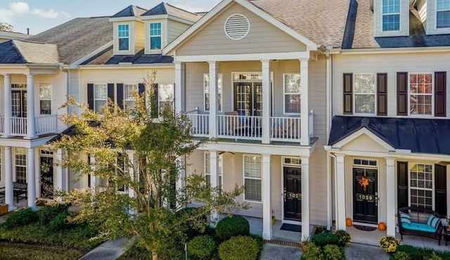 Modern Townhome in Chapel Hill