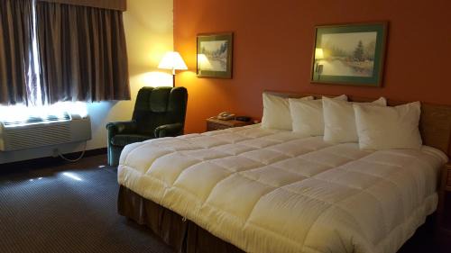 Motel 6 Norway MI in Norway