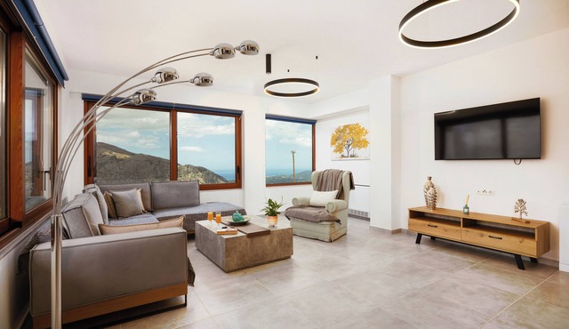 Mountain Dream in Rethymno