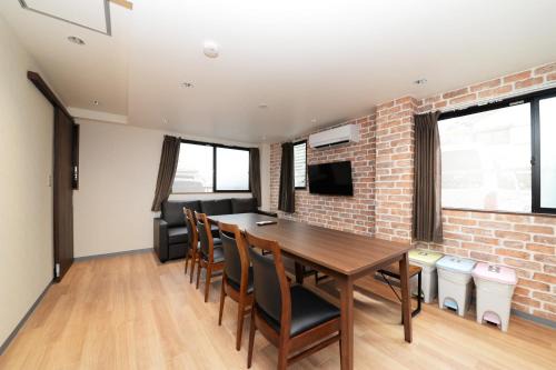 NY House 2新宿三階建て3室2シャワー2トイレ