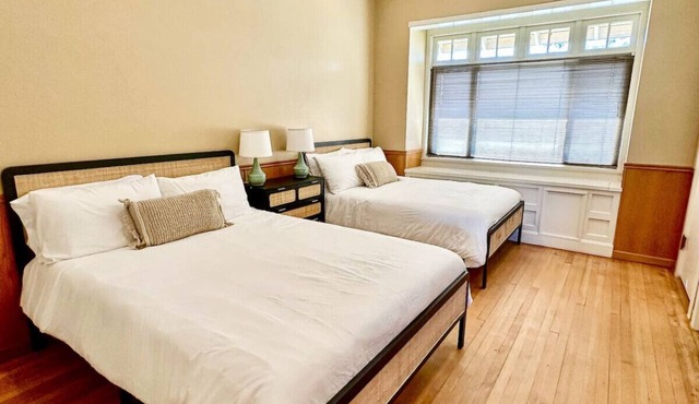 Peach Street Inn | Suite 4 | Sleeps 4 in Medford
