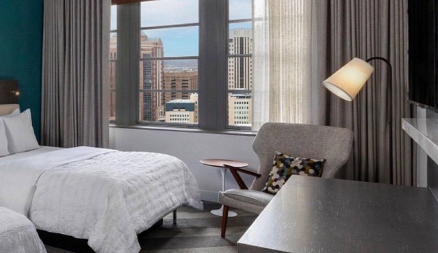 Perfect for Groups! 2 Pet-friendly Units, Rooftop Terrace, Bike Rental in Houston