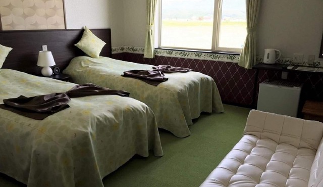 Petit Hotel Blanc Fleur