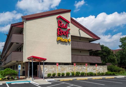 Red Roof Inn PLUS+ Secaucus - Meadowlands in Secaucus
