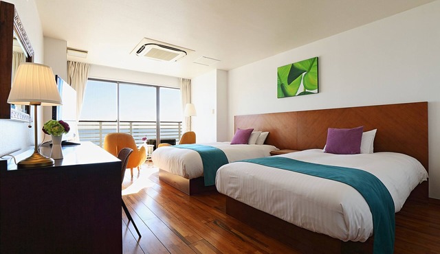 Sayan Terrace Hotel & Resort