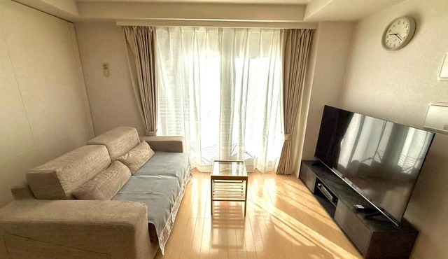 SELENTE 芝 Tokyo Tower - S4 Luxury 2 Bedrooms with living room kitchen and balcony in Tokyo