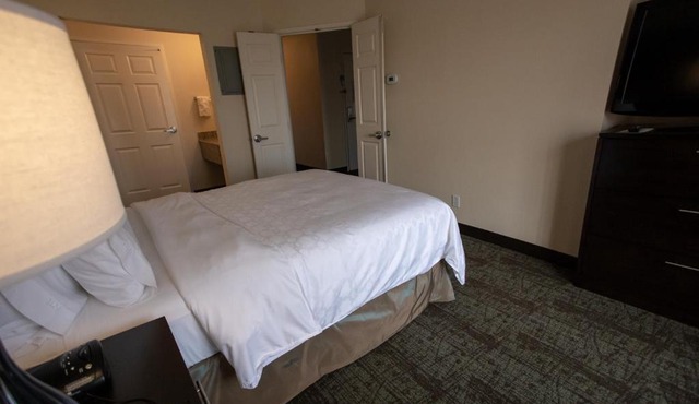 Staybridge Suites Silicon Valley - Milpitas by IHG in Milpitas
