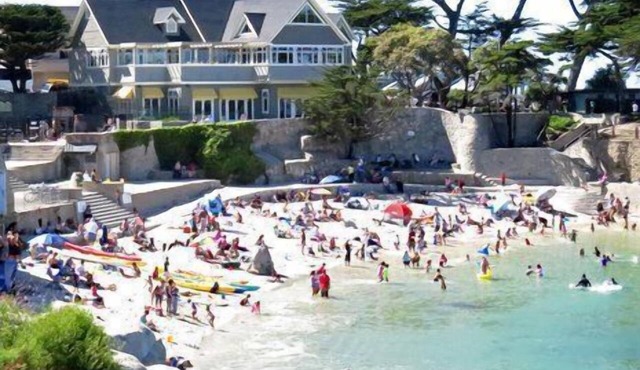 Steps to ocean. Across the street from the Municipal Golf Course. License 0020 in Pacific Grove