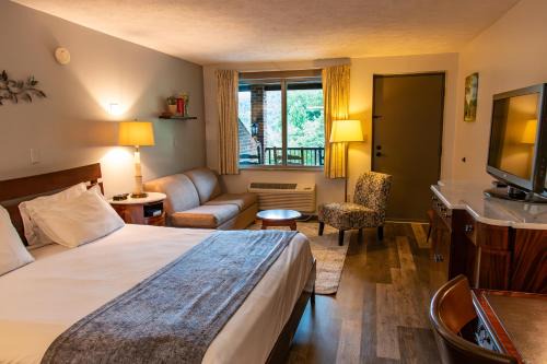 Townsend River Breeze Inn in Townsend
