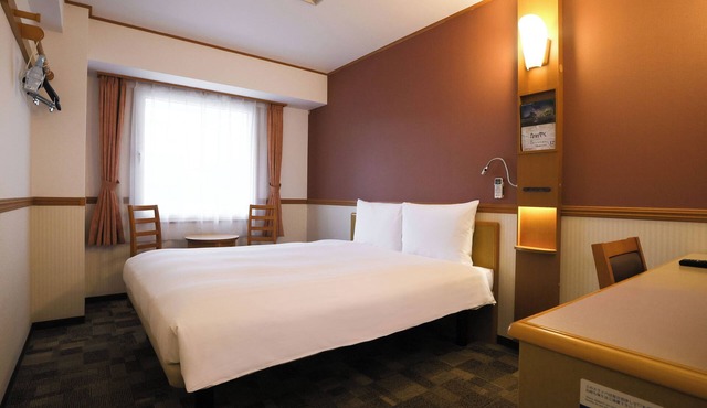 Toyoko Inn Kanazawa Kenrokuen Korimbo