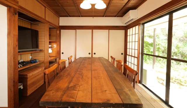 Ukiwa Guest House