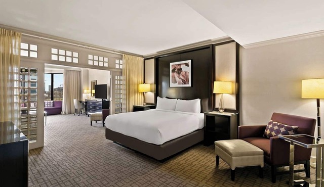 Vacation Starts Here! Pet-Friendly, Near Oriole Park at Camden Yards in Baltimore