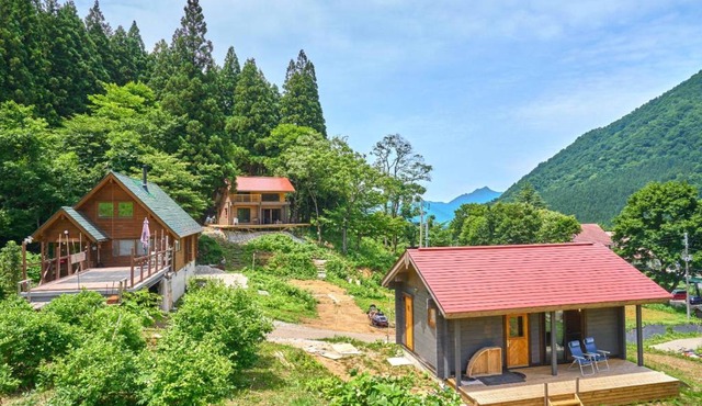 Villa Dottaru 土樽の自然に囲まれた大人の秘密基地
