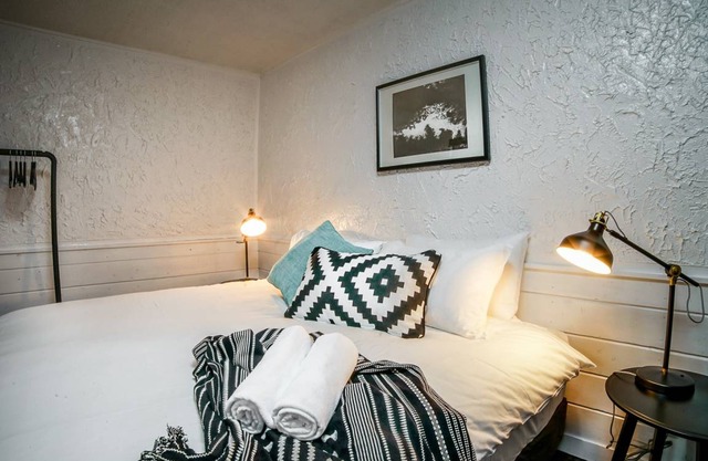 105 m² Hotel ∙ 3 bedrooms ∙ 6 guests