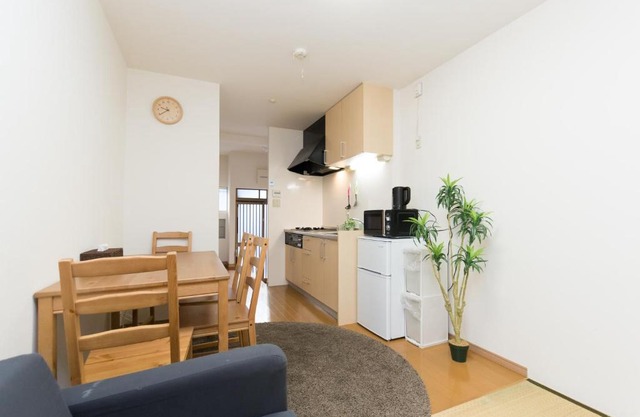 Higashimikuni House