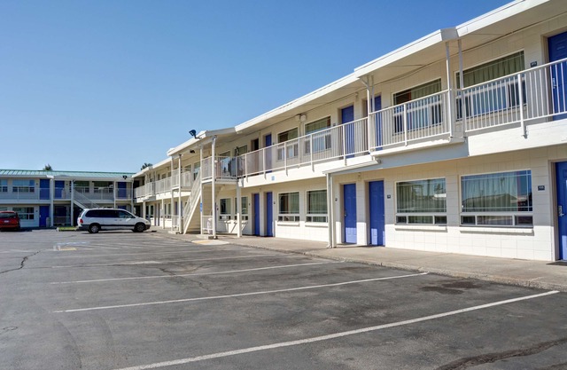 Motel 6-Bend, or in Bend