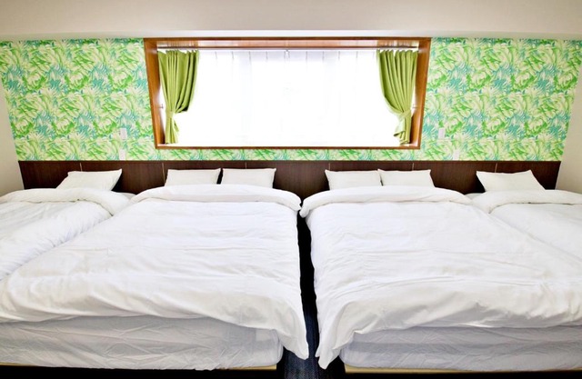 TOMMY CONDOMINIUM WAKASA 402