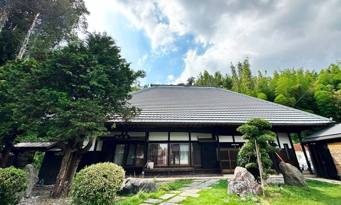 Yotsukaido House | 207 m² House ∙ 5 bedrooms ∙ 13 guests