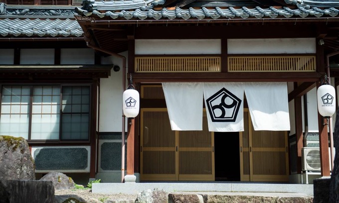 Sabae House | 414 m² House ∙ 3 bedrooms ∙ 14 guests