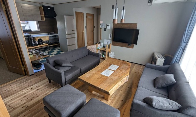 Date House | 71 m² House ∙ 3 bedrooms ∙ 7 guests