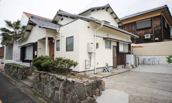 Awaji House | 90 m² House ∙ 2 bedrooms ∙ 12 guests