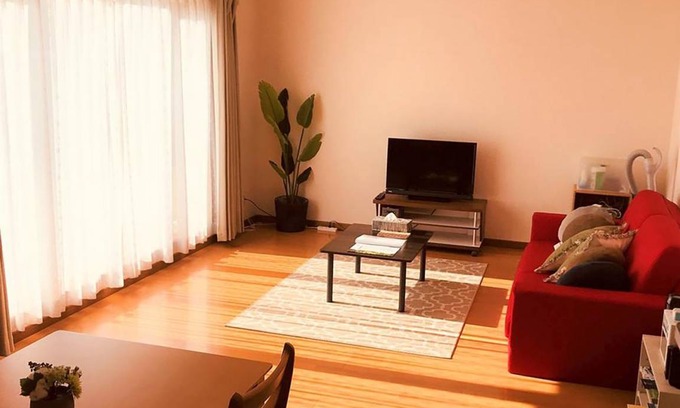 Shari House | 92 m² House ∙ 3 bedrooms ∙ 7 guests