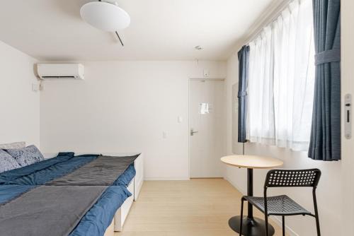 Minato Apartment | EXPO 22 min,13 min to NISHI-Osakako-KAIYUKAN,Santa Maria,LEGOLAND,Tempozan Ferris,Tempozan Marketplace,Tempozan Park,22 min to Yumesima-EXPO,casino,IR,17 min to Sakisima-Ferry Terminal,Cosmo Tower,ATC,Intex,15 min to Tennoji-Harukas,Tennoji Zoo,Park