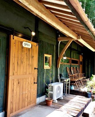 Yamato House | hostel+cafe たね