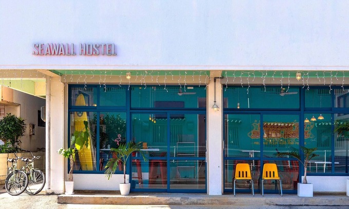 Chatan Hostel | Seawall Hostel