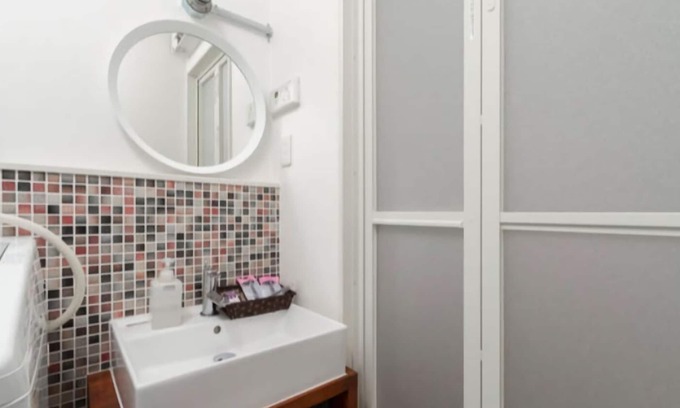 Minato Apartment | Twin room - Room 102/Osaka Ōsaka