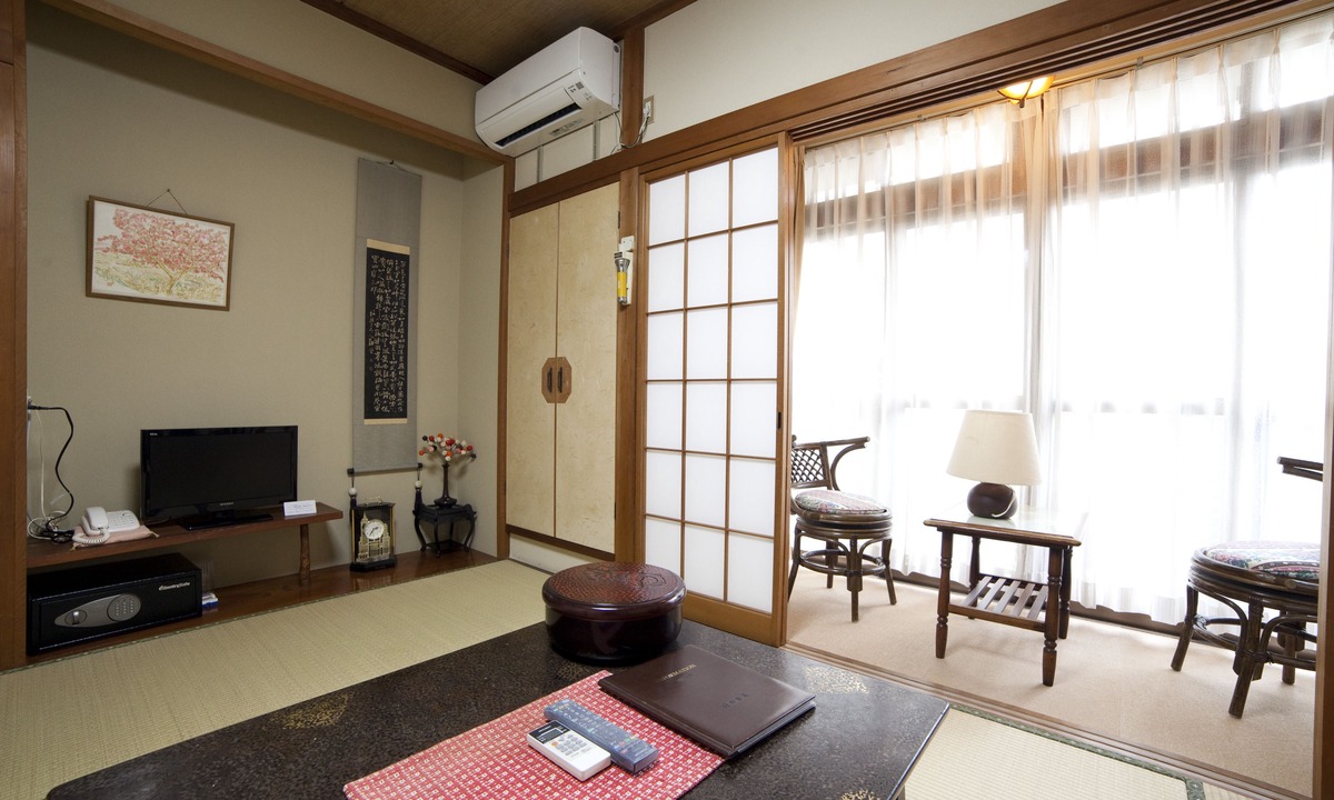 Yawatano House | Hinodeya Ryokan