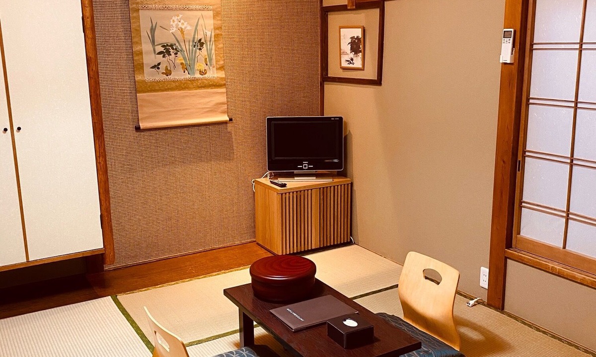 Higashigotanda House | Ryokan Sansuiso
