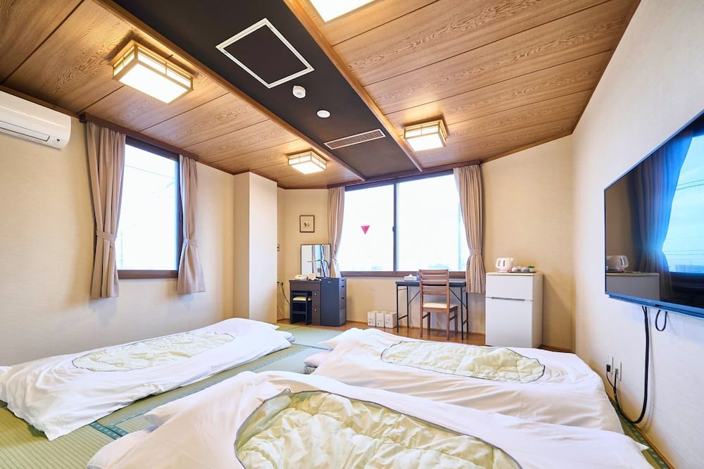 Ogaki House | Japanesestyle room A Japanese and Western buffet / Ogaki Gifu