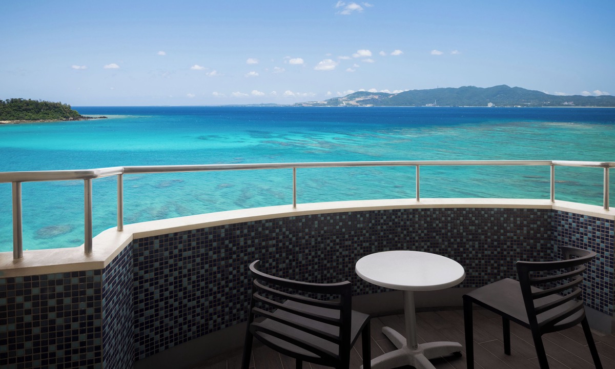 Nago Hotel | Courtyard by Marriott Okinawa Resort