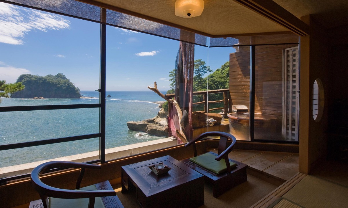 Dogashima House | Umibenokakureyu Seiryu
