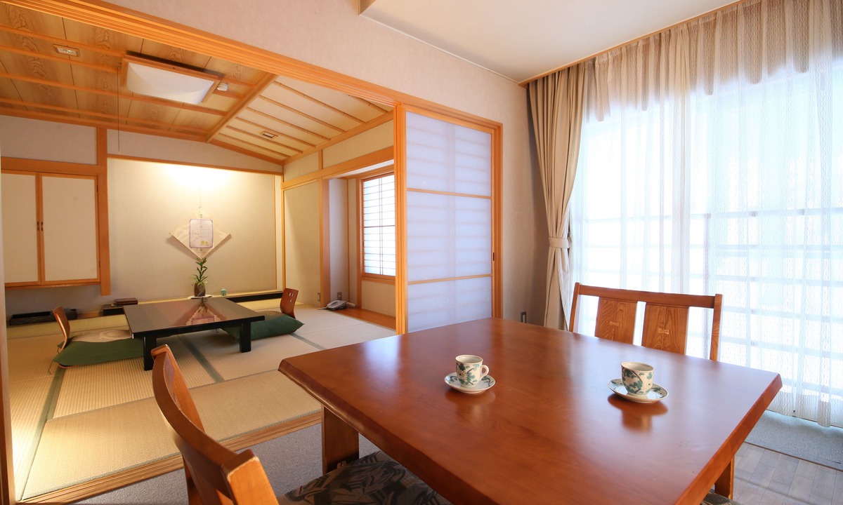 Shirahone House | Awanoyu