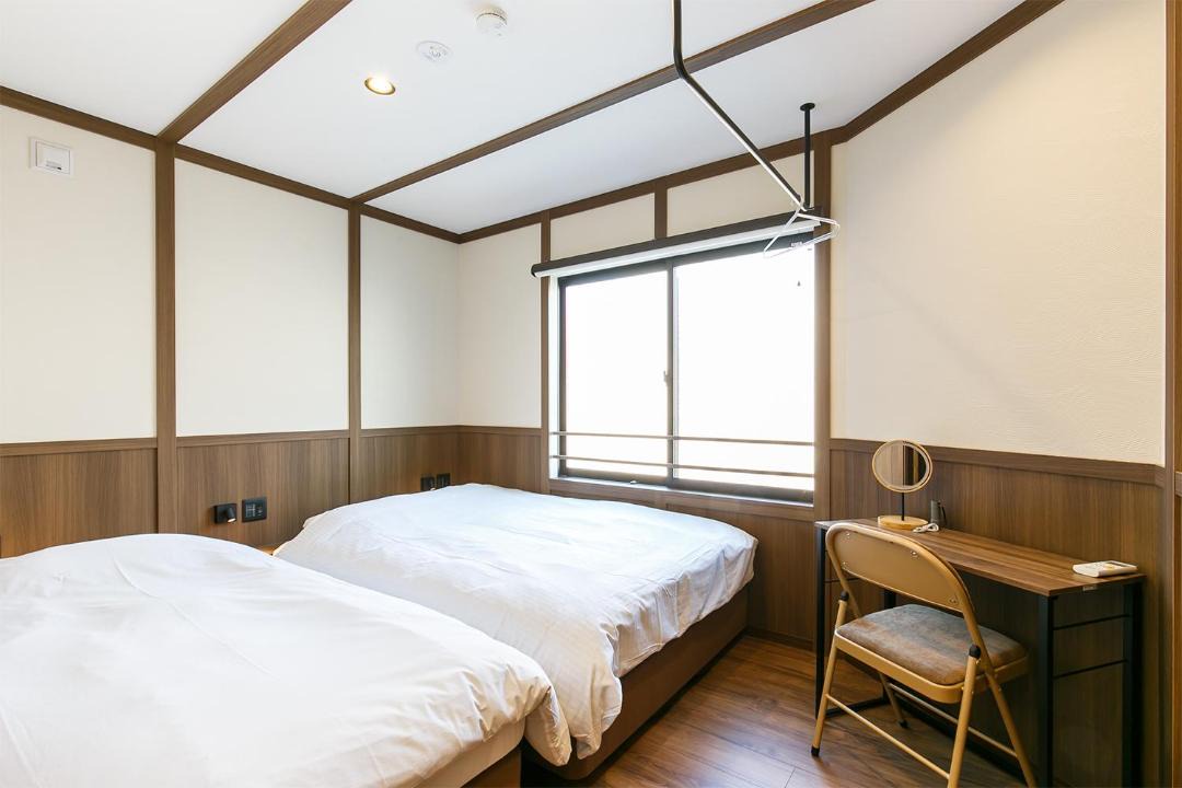 Naka Ward House | Yaba Stay