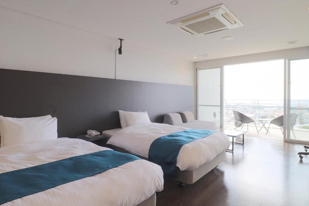 Kadena-cho Hotel | 真常寺読谷サロン