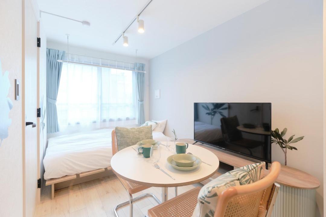 Bunkyo Apartment | RIZOTIA Hakusan by Tranova