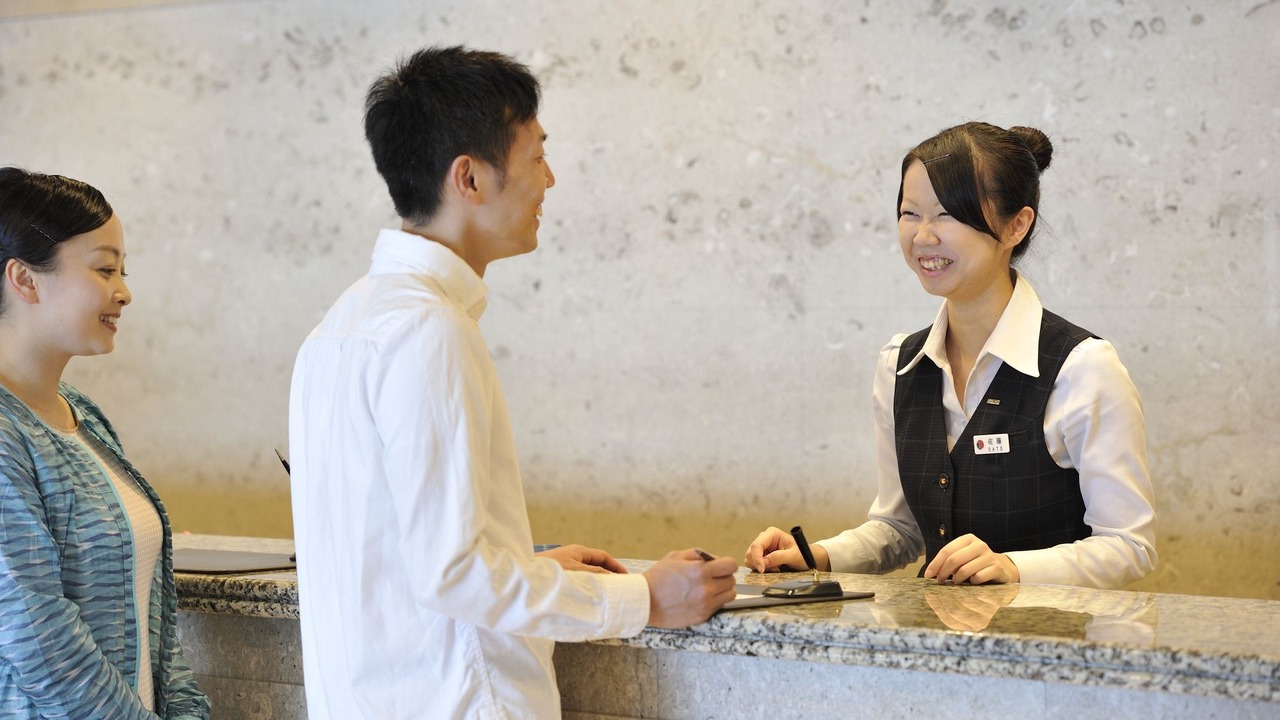 Photo of Human In Picture in Shizugawa